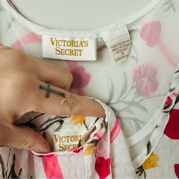 Victoria's Secret gold label Floral Heart Robe Pink Flutter Sleeve & gown - Picture 11 of 13